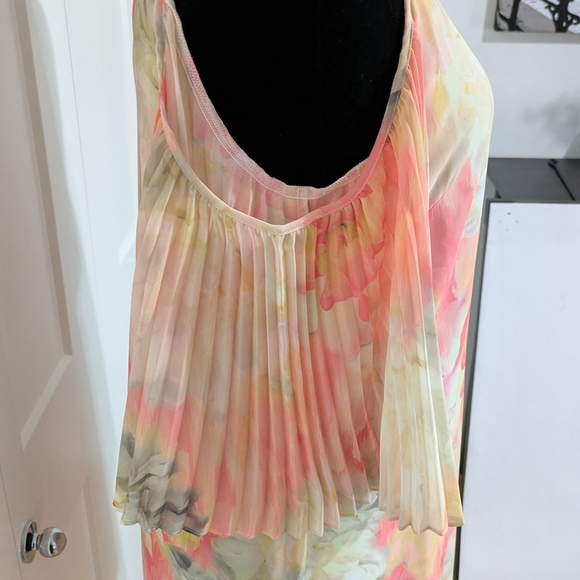 White House Black Market Floral Off-Shoulder Dress, Size 10. Like New! - Picture 8 of 10